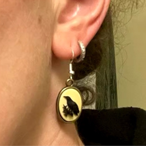 Vintage Gothic Black Raven Brass Earrings - Picture 2 of 4